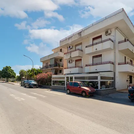 Elisio Apartment *